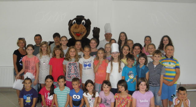 Cool kuhari i Lino u knjižnici