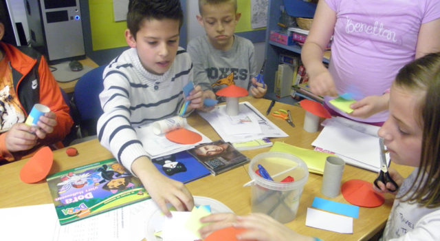 Taalspelletjes ili jezične igre