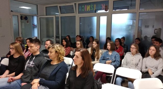 Održano predavanje Kemija života i kemija smrti